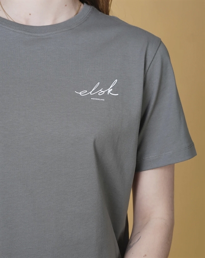 SIGNED BASIC WOMEN'S CASUAL T-